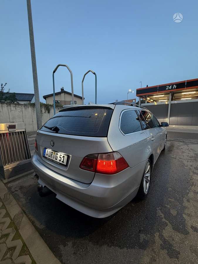 BMW 525, 2.5 l., wagon