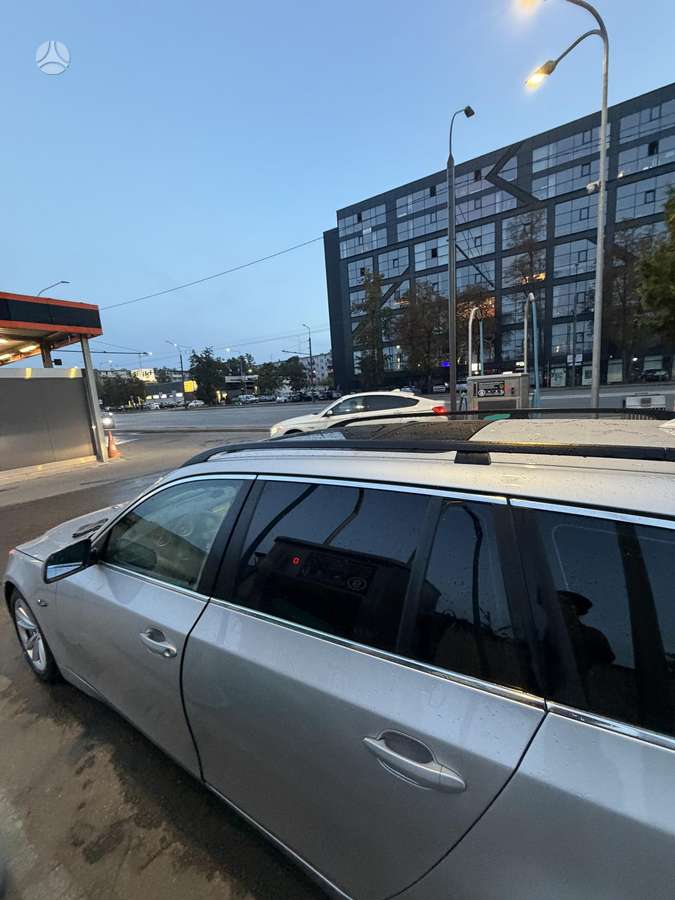 BMW 525, 2.5 l., wagon