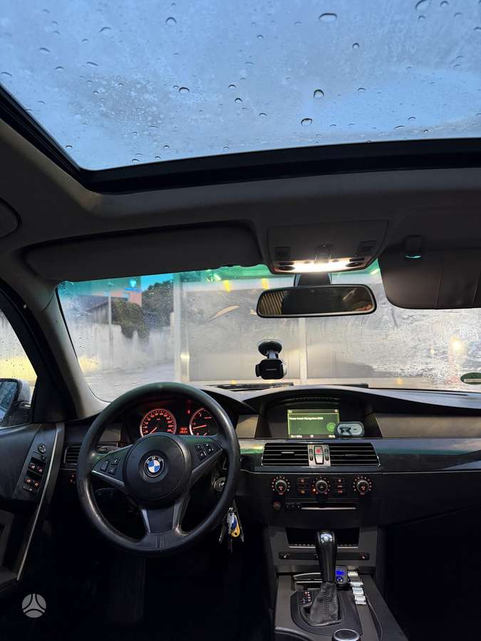 BMW 525, 2.5 l., wagon