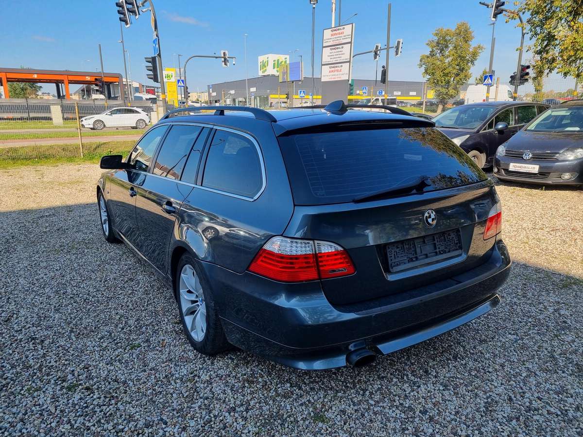 BMW 520, 2.0 l., universalas