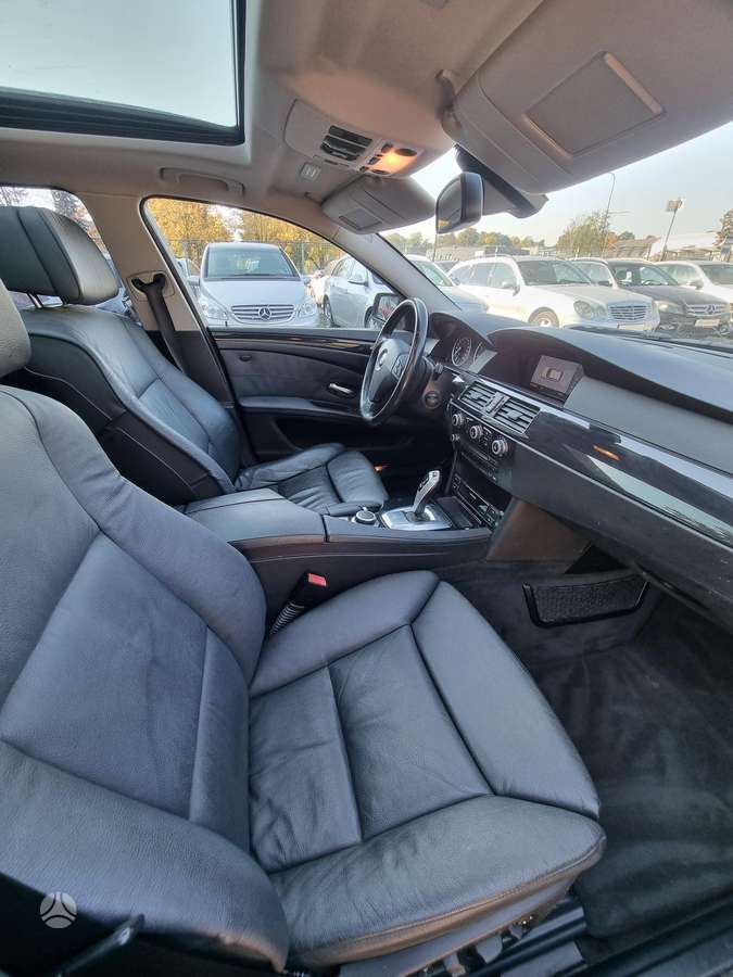 BMW 520, 2.0 l., wagon