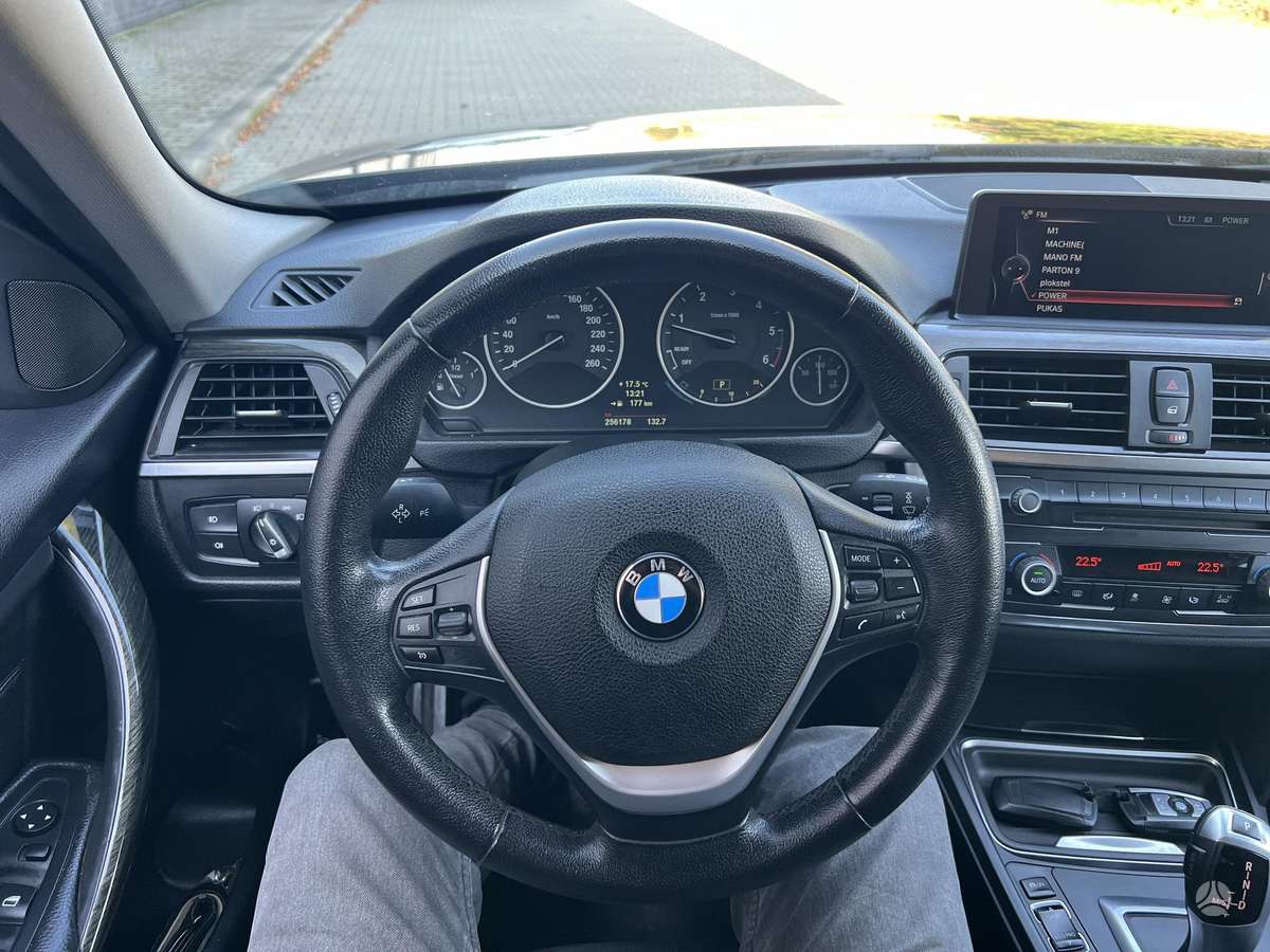 BMW 320, 2.0 l., wagon