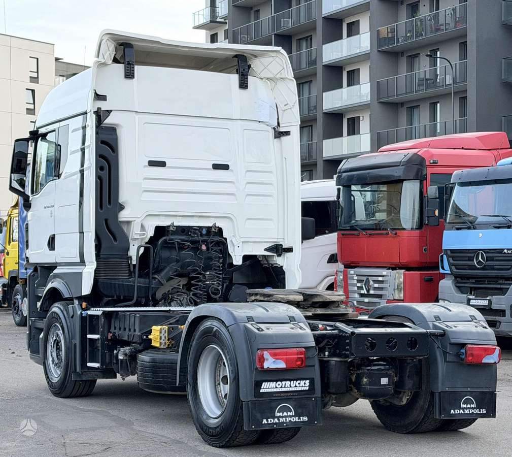 MAN TGX 18.470, single sleeper