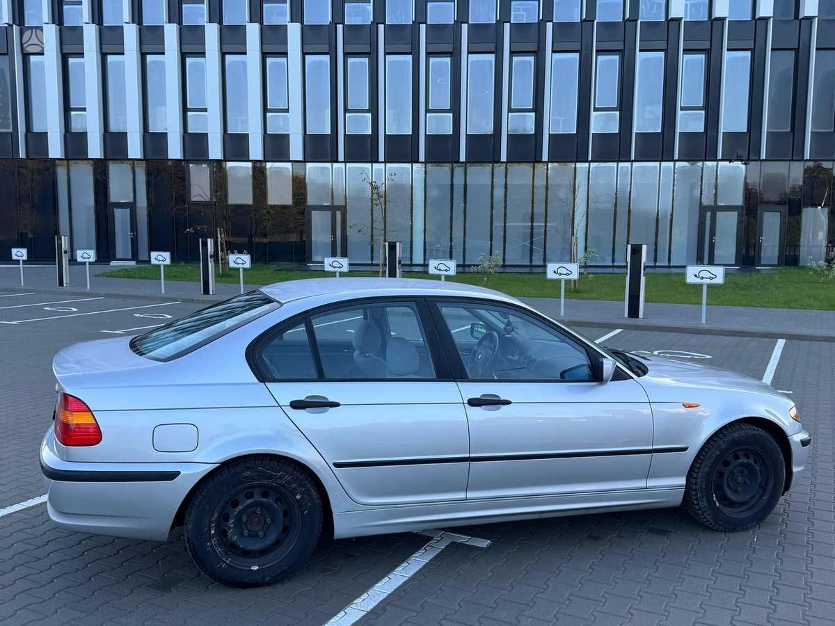 BMW 316, sedanas