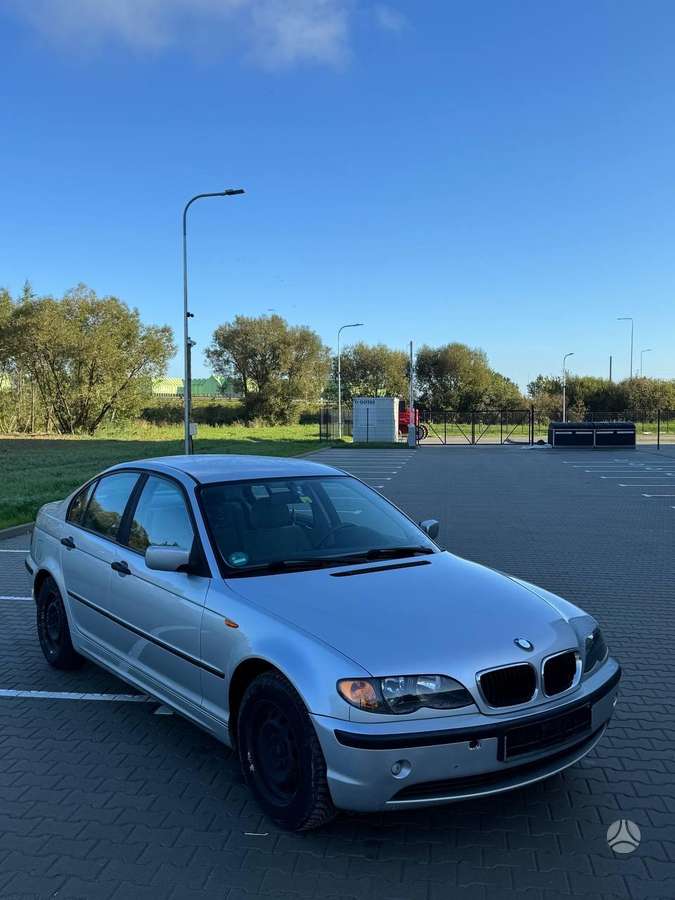 BMW 316, Седан