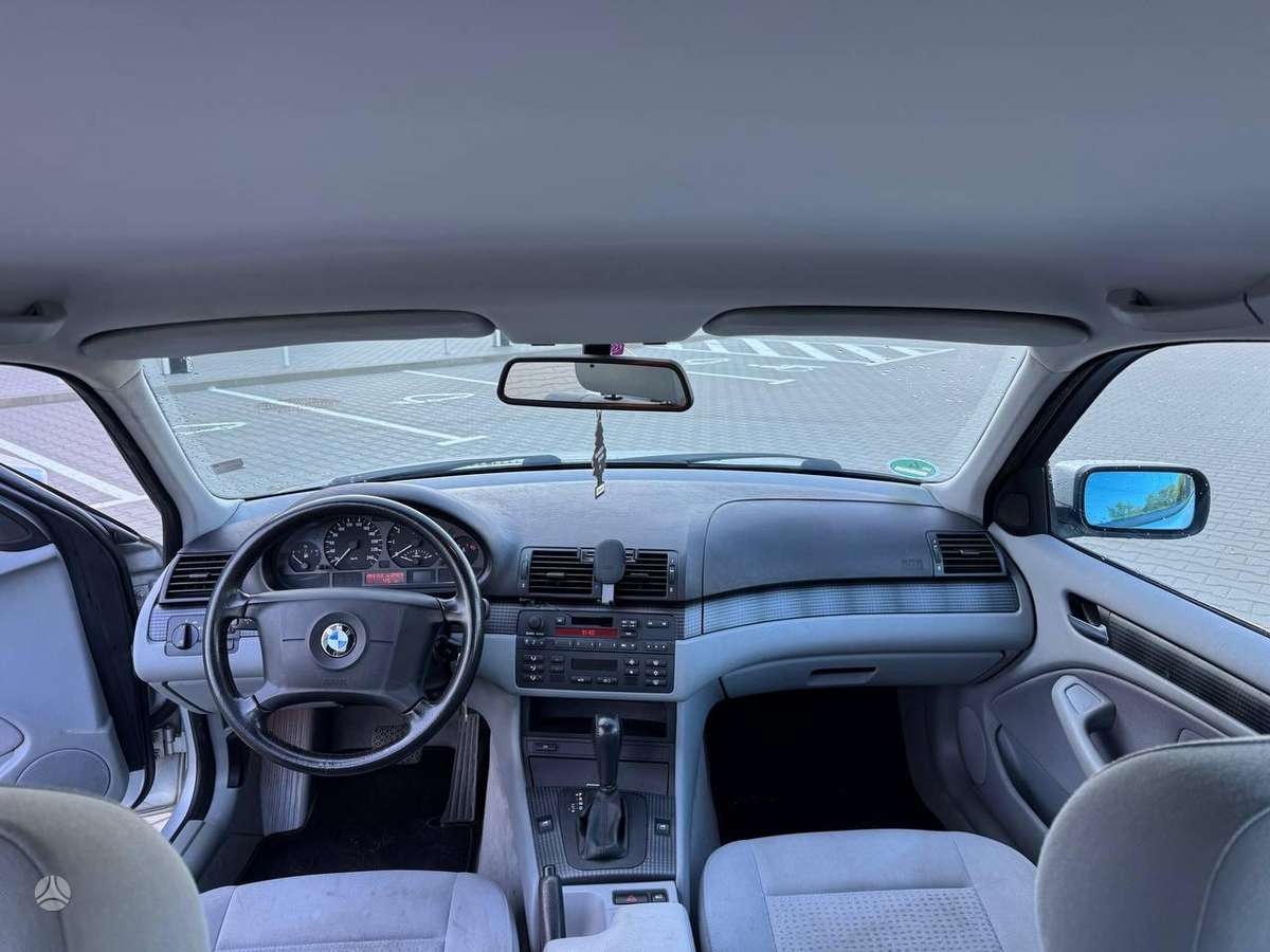 BMW 316, sedanas