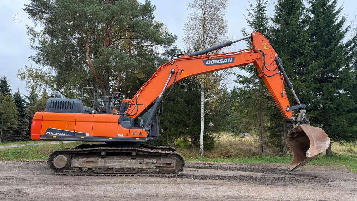 Doosan DX340LC-5, ekskavatori