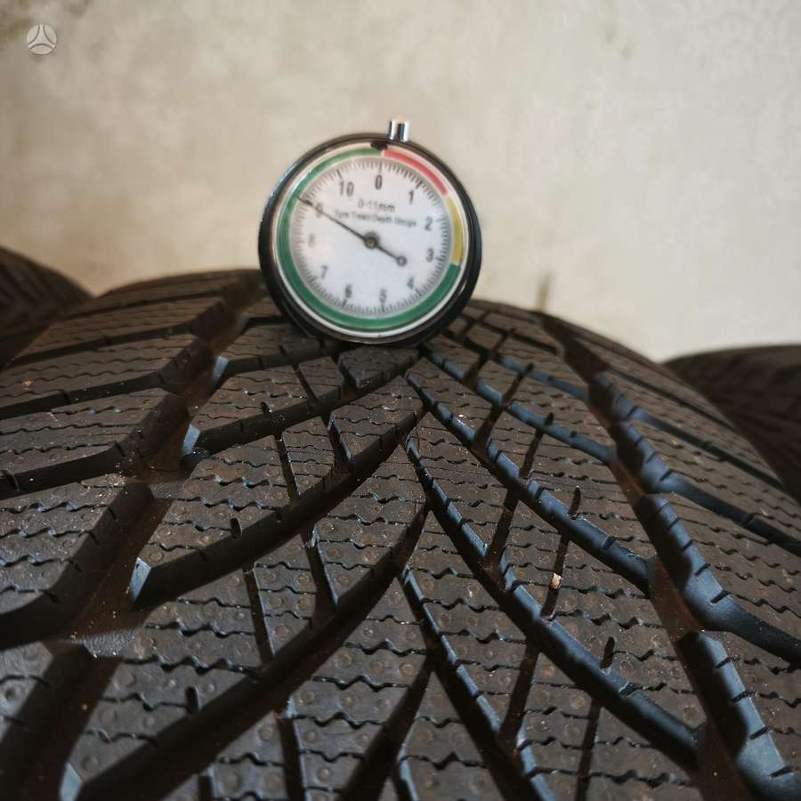 Goodyear Ultra grip ice2, winter 215/55 R17