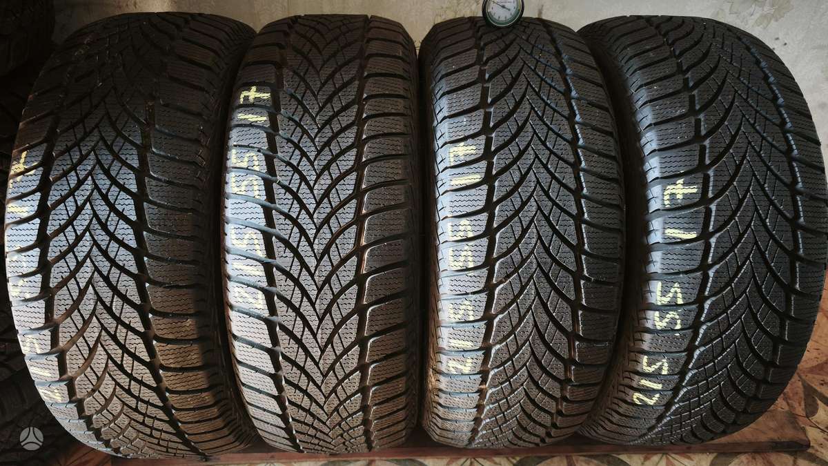 Goodyear Ultra grip ice2, winter 215/55 R17