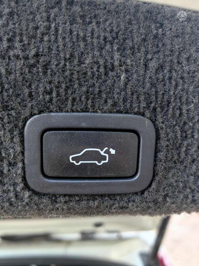 Volvo XC60, 2.4 l., off-road / crossover