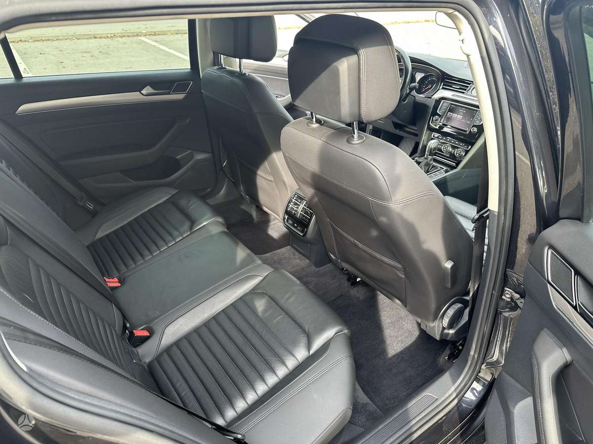 Volkswagen Passat, 2.0 l., Универсал