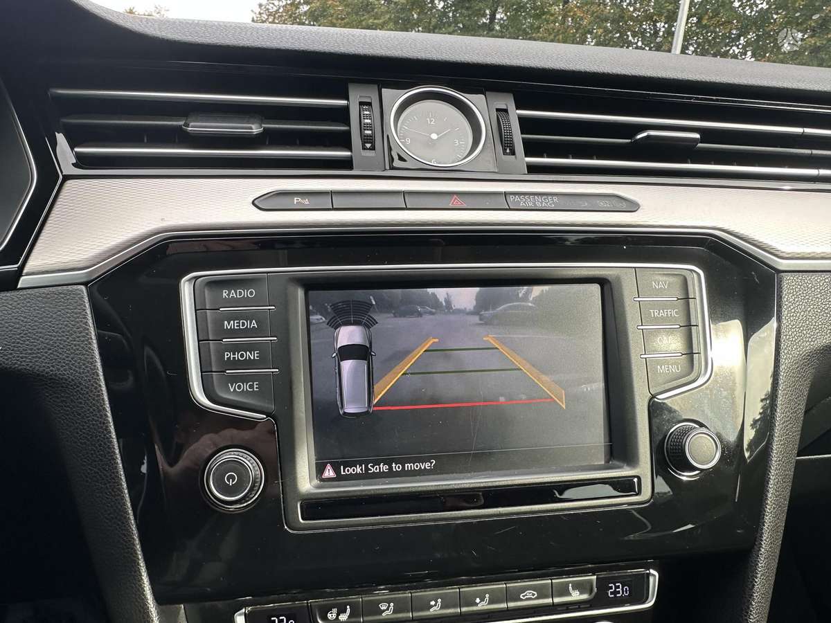 Volkswagen Passat, 2.0 l., Универсал