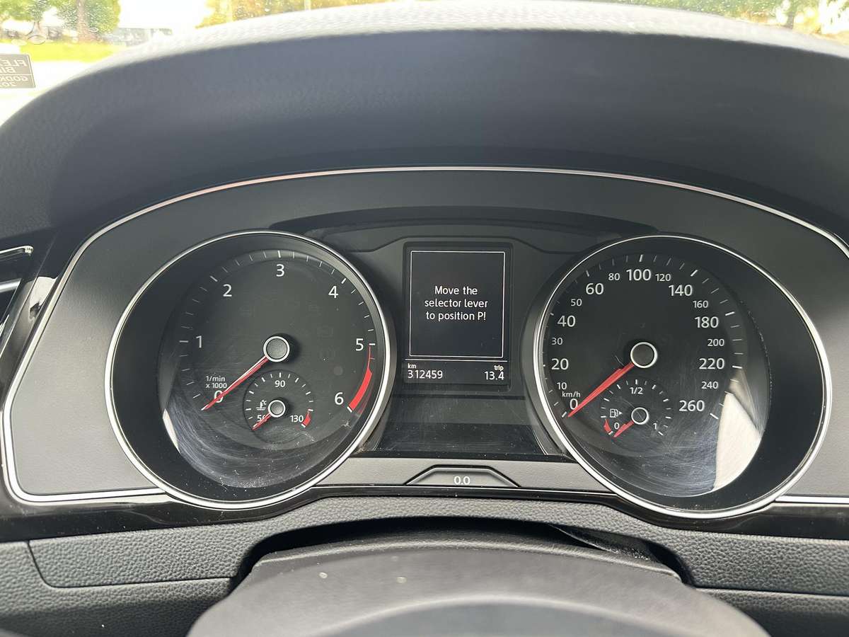 Volkswagen Passat, 2.0 l., Универсал