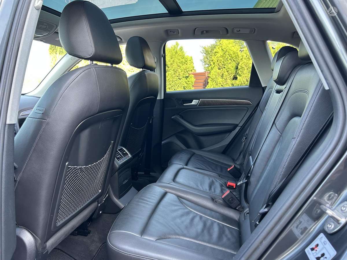 Audi Q5, 2.0 l., Внедорожник / Кроссовер