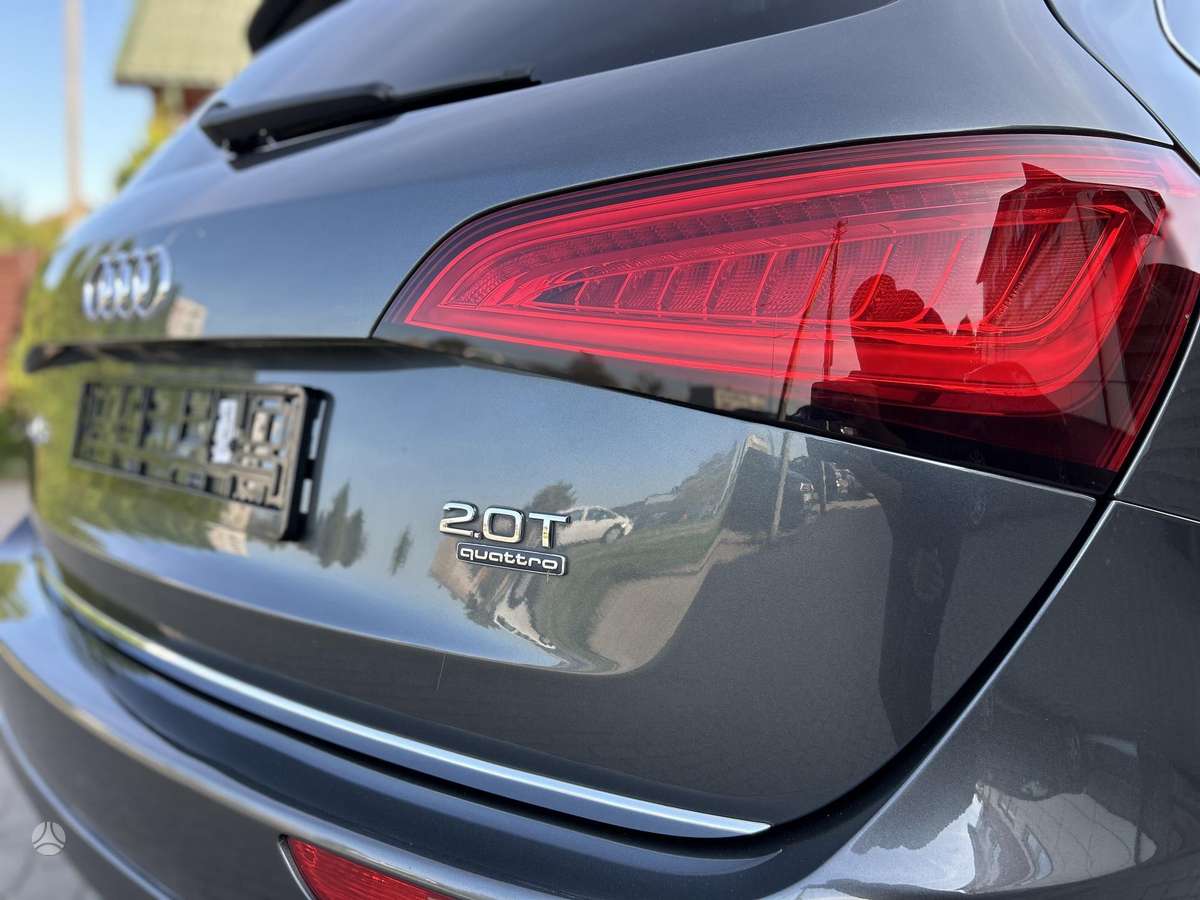 Audi Q5, 2.0 l., Внедорожник / Кроссовер