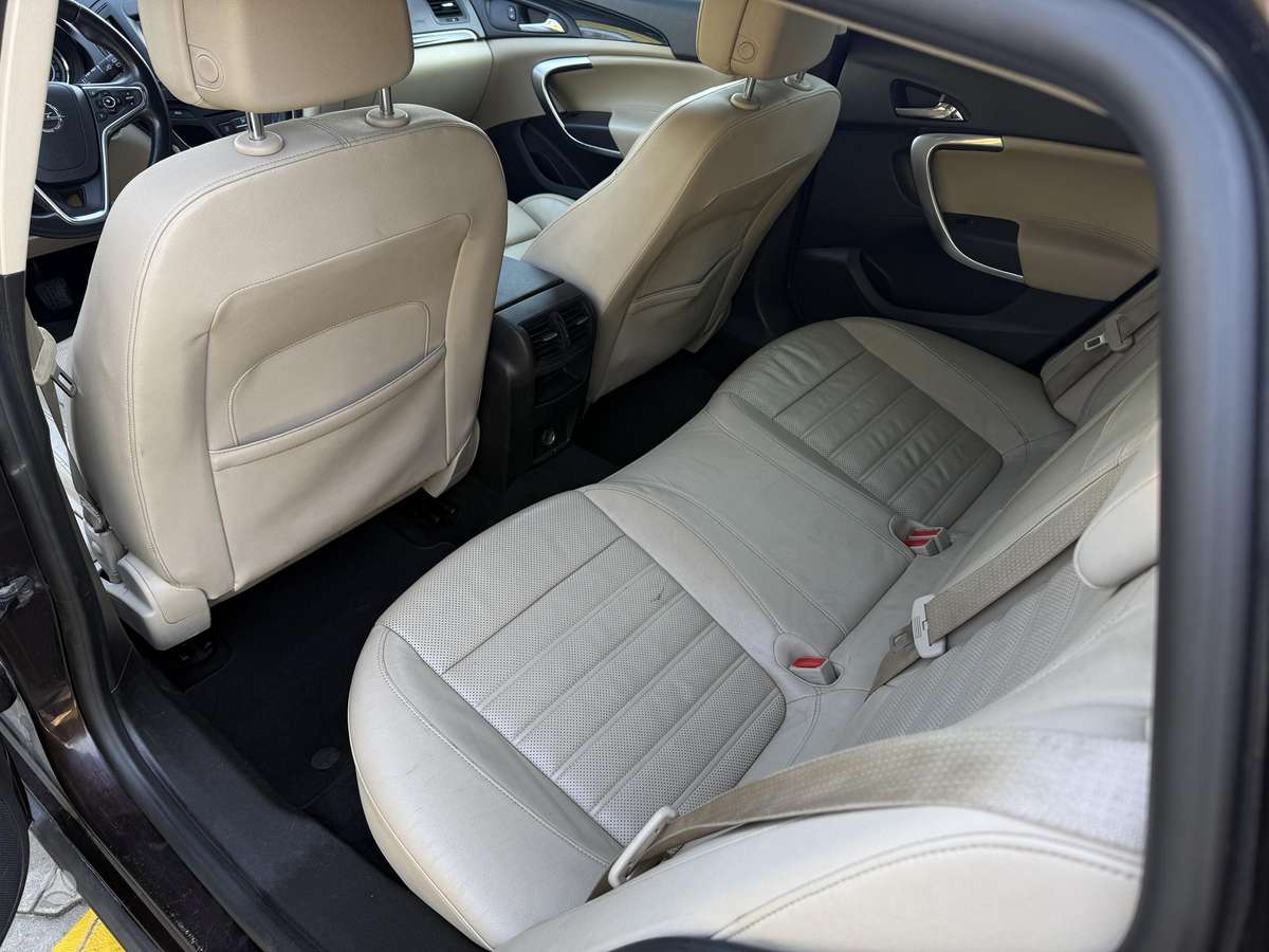 Opel Insignia, 2.0 l., Универсал