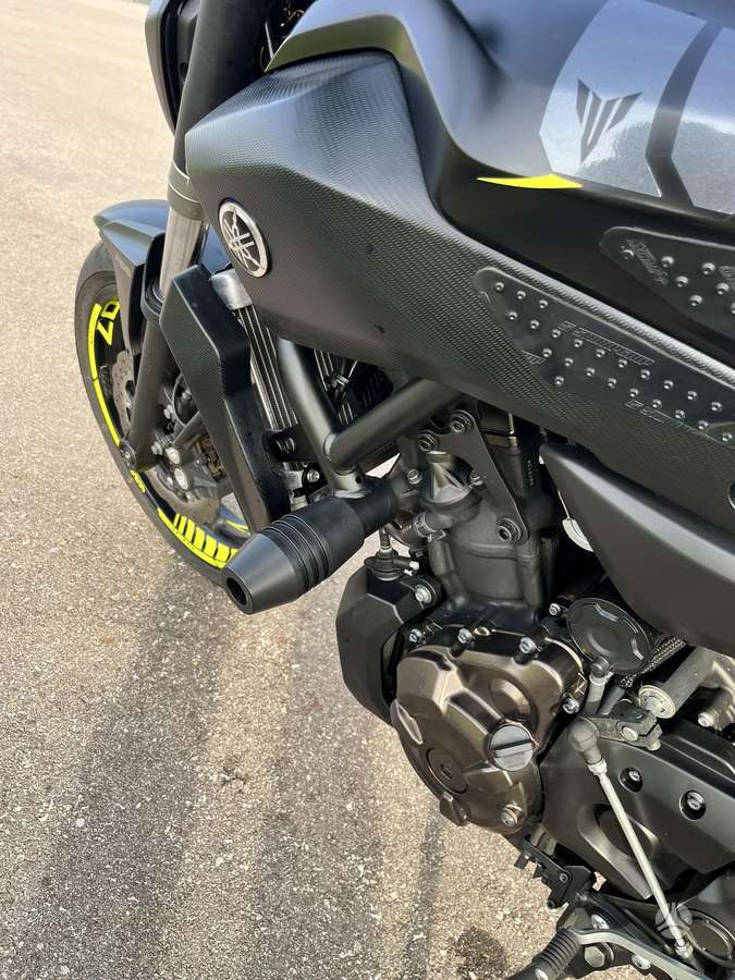 Yamaha MT 07 700cc, street / classic