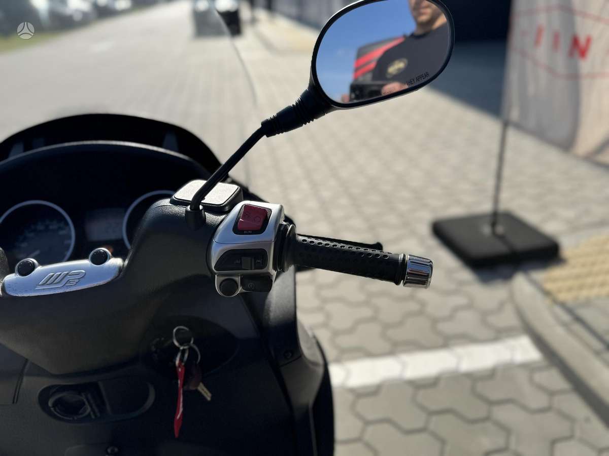 Piaggio MP3 500cc, tricikli