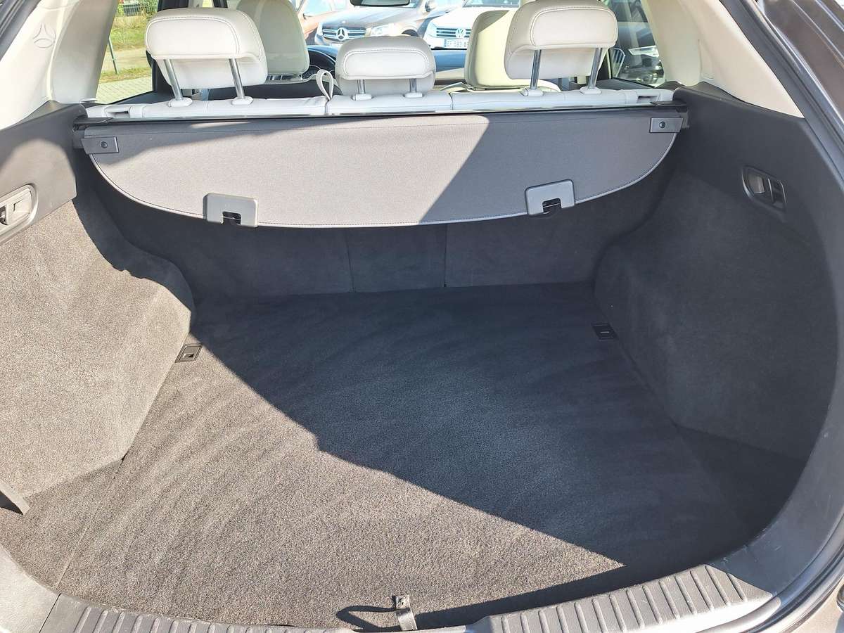 Mazda CX-5, 2.2 l., off-road / crossover