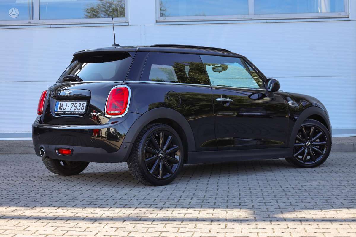 Mini Cooper, 1.5 l., Хэтчбек