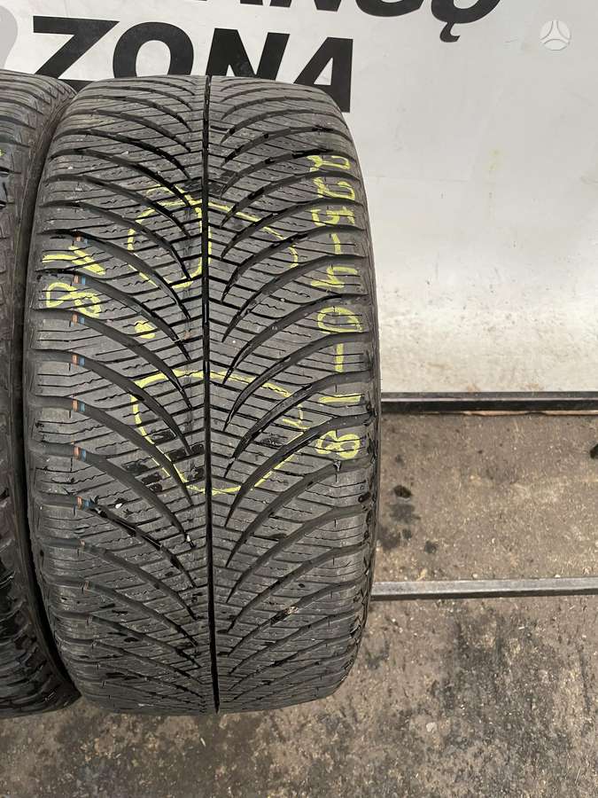 Goodyear Vector 4Seasons GEN-2, всесезонные 225/40 R18