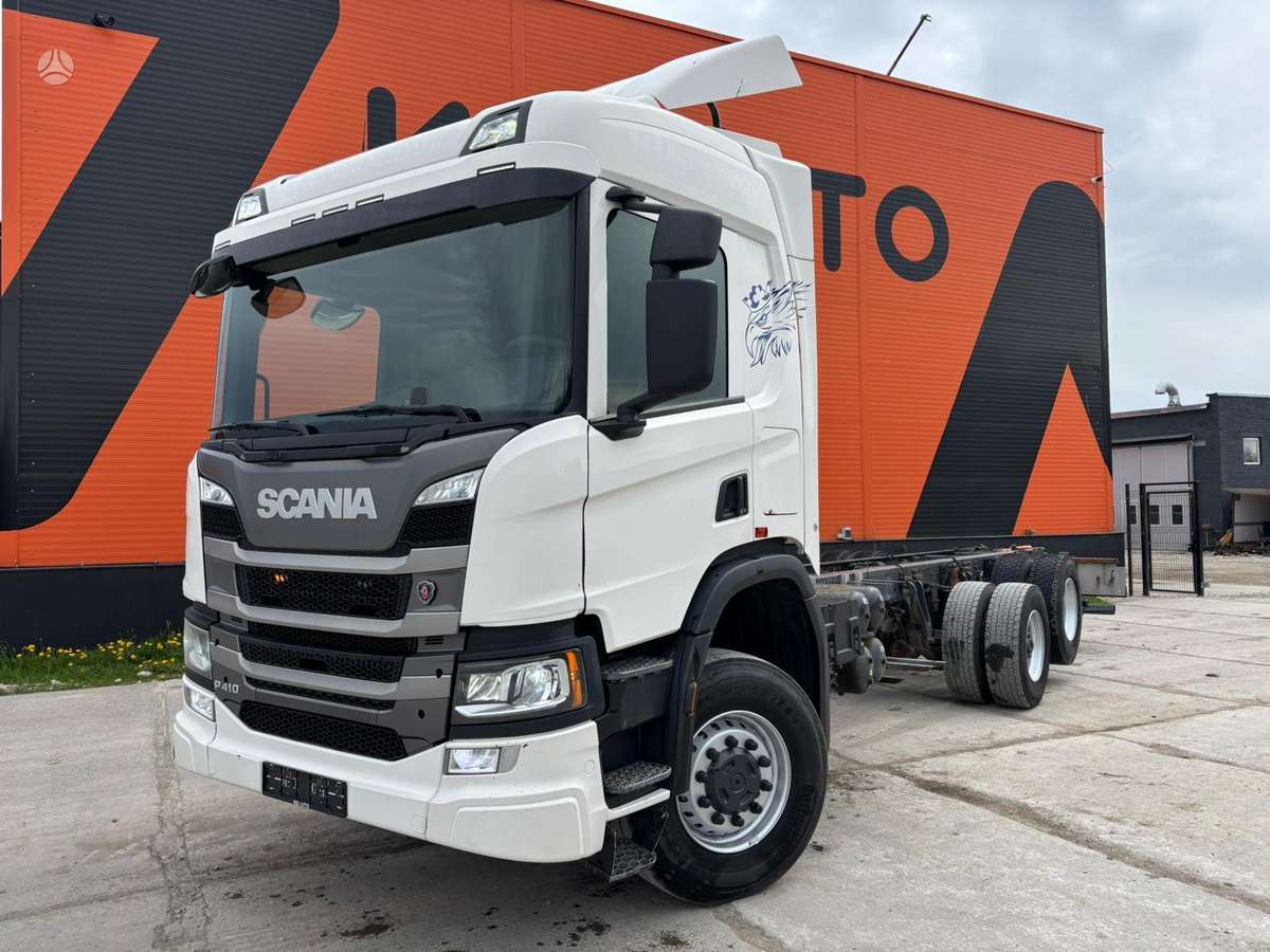 Scania P410 4x4+2, шасси