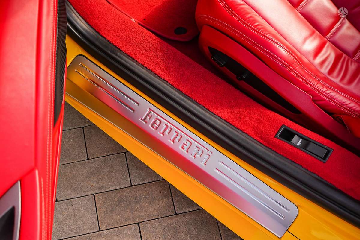 Ferrari 458, 4.5 l., Кабриолет