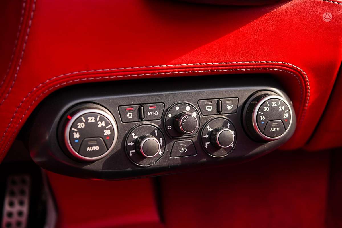 Ferrari 458, 4.5 l., Кабриолет