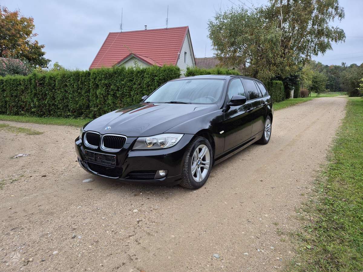 BMW 318, 2.0 l., wagon