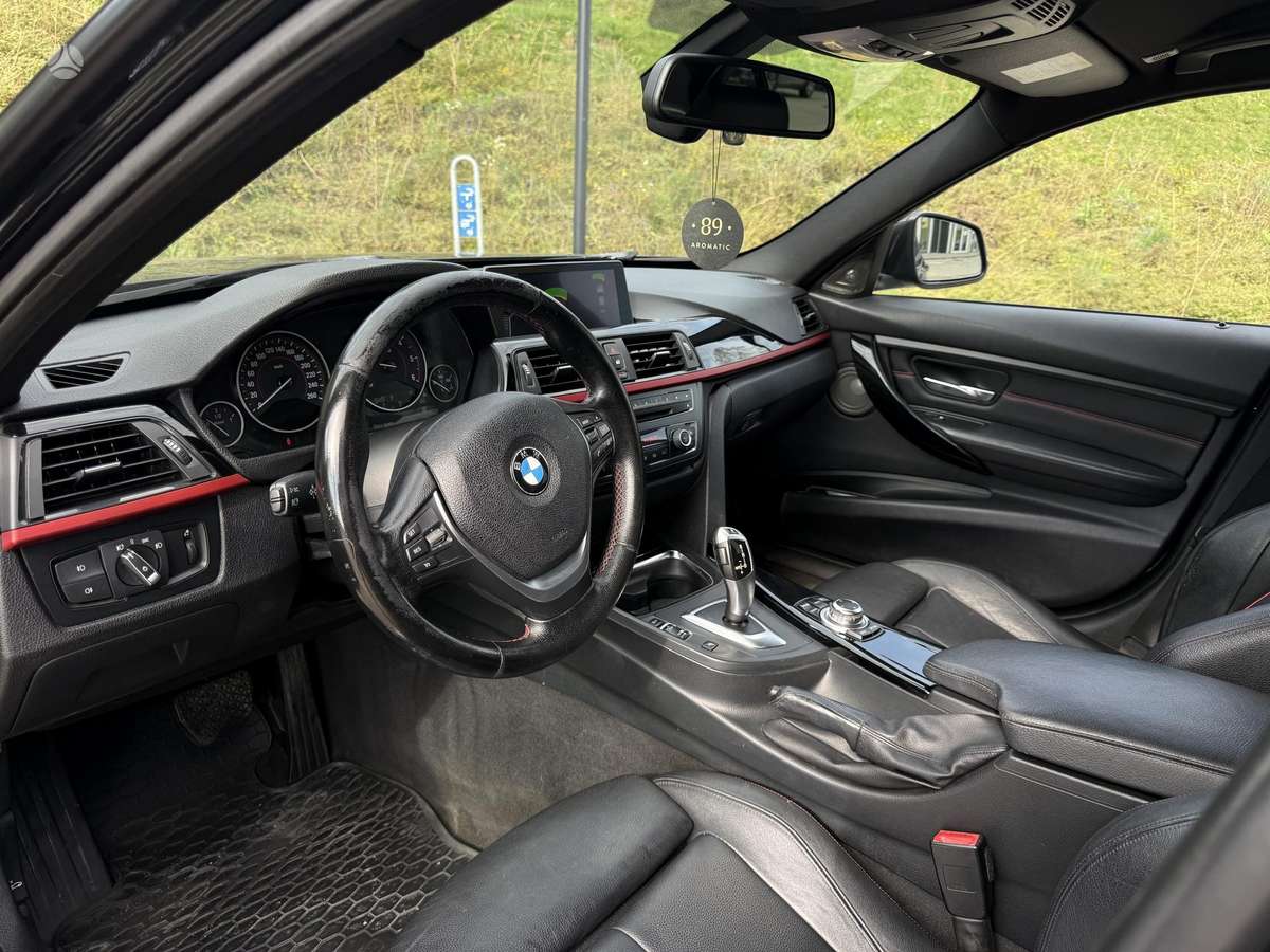 BMW 318, 2.0 l., Седан