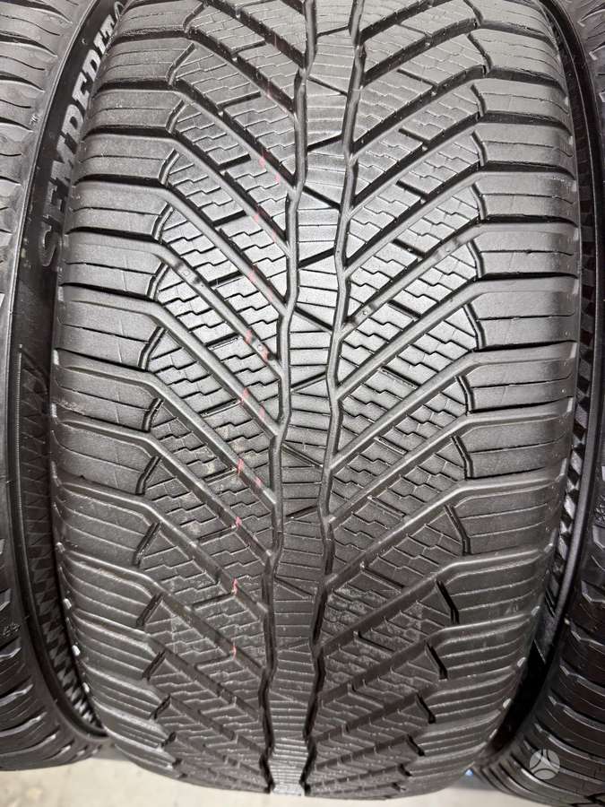Semperit AllSeasonGrip//2024m, winter 225/45 R18