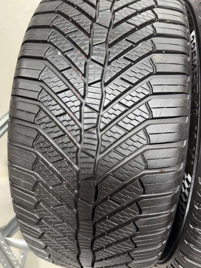 Semperit AllSeasonGrip//2024m, winter 225/45 R18