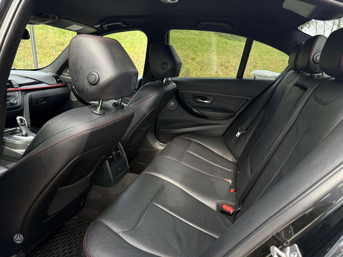 BMW 318, 2.0 l., Седан
