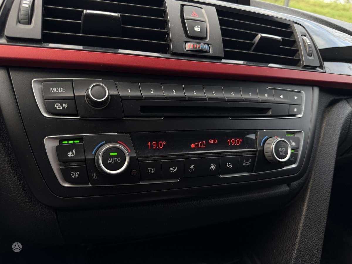BMW 318, 2.0 l., Седан