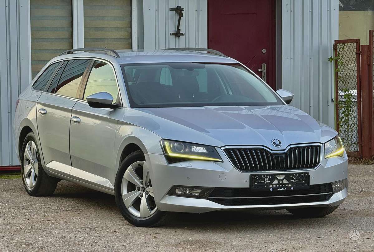 Skoda Superb, 2.0 l., wagon