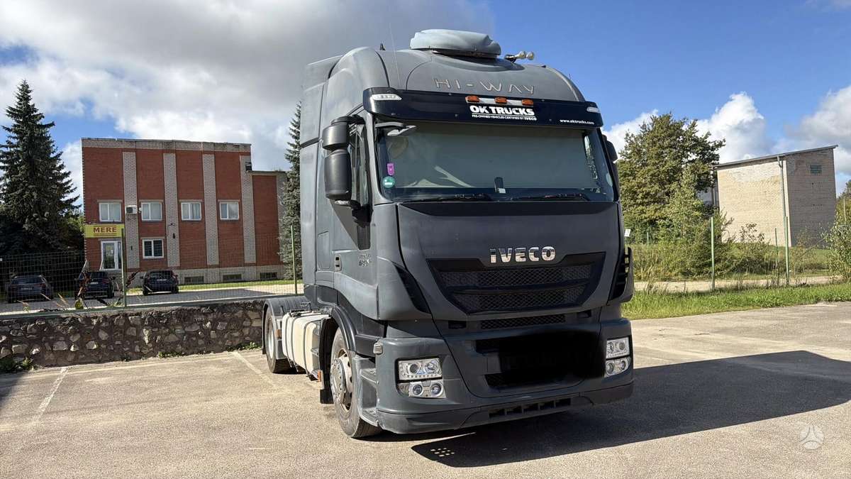 Iveco Stralis, 2 miegamosios vietos