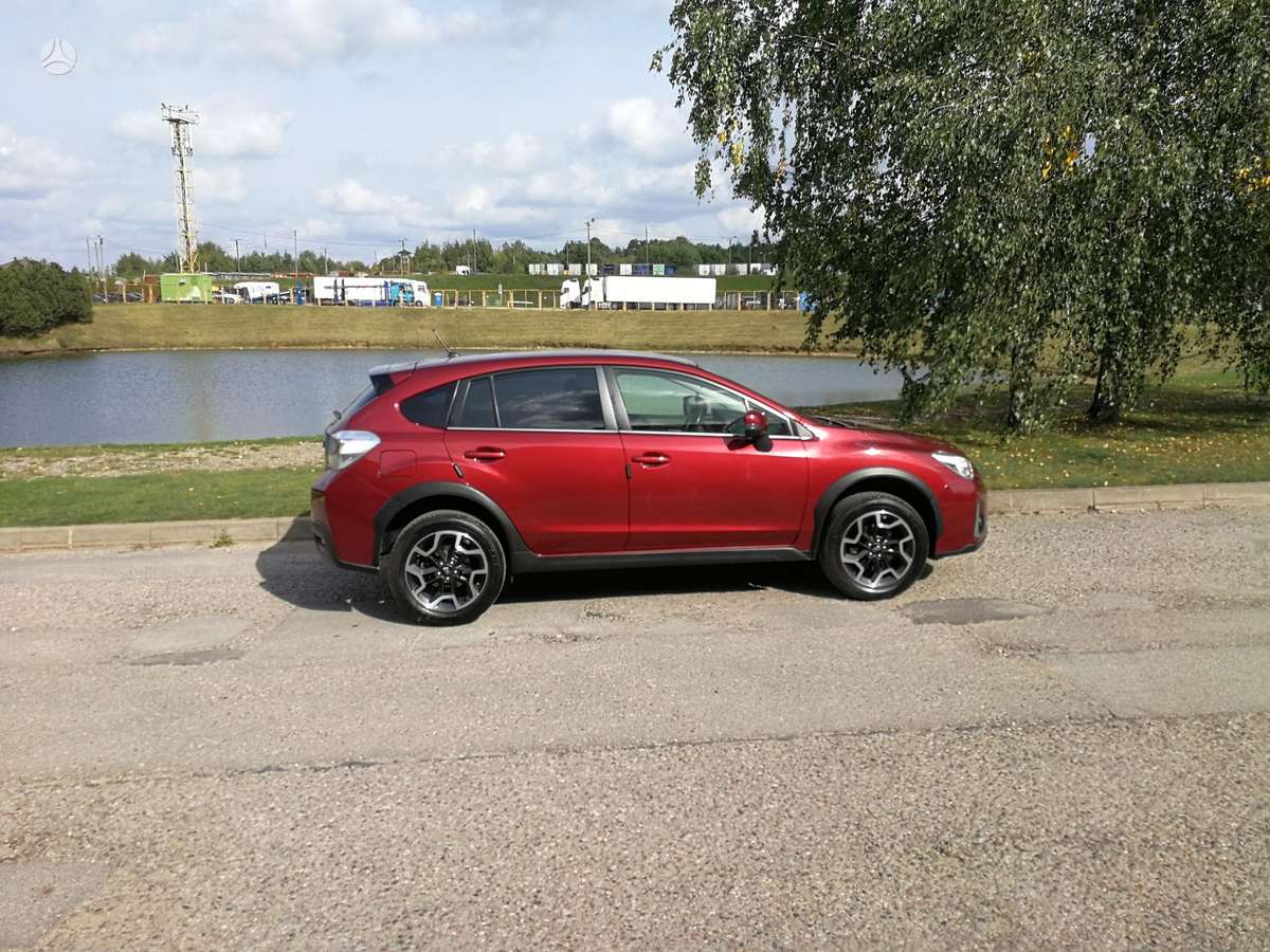 Subaru XV, 2.0 l., off-road / crossover