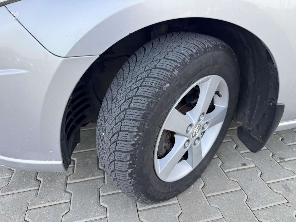 Mazda 5, 2.0 l., Минивэн