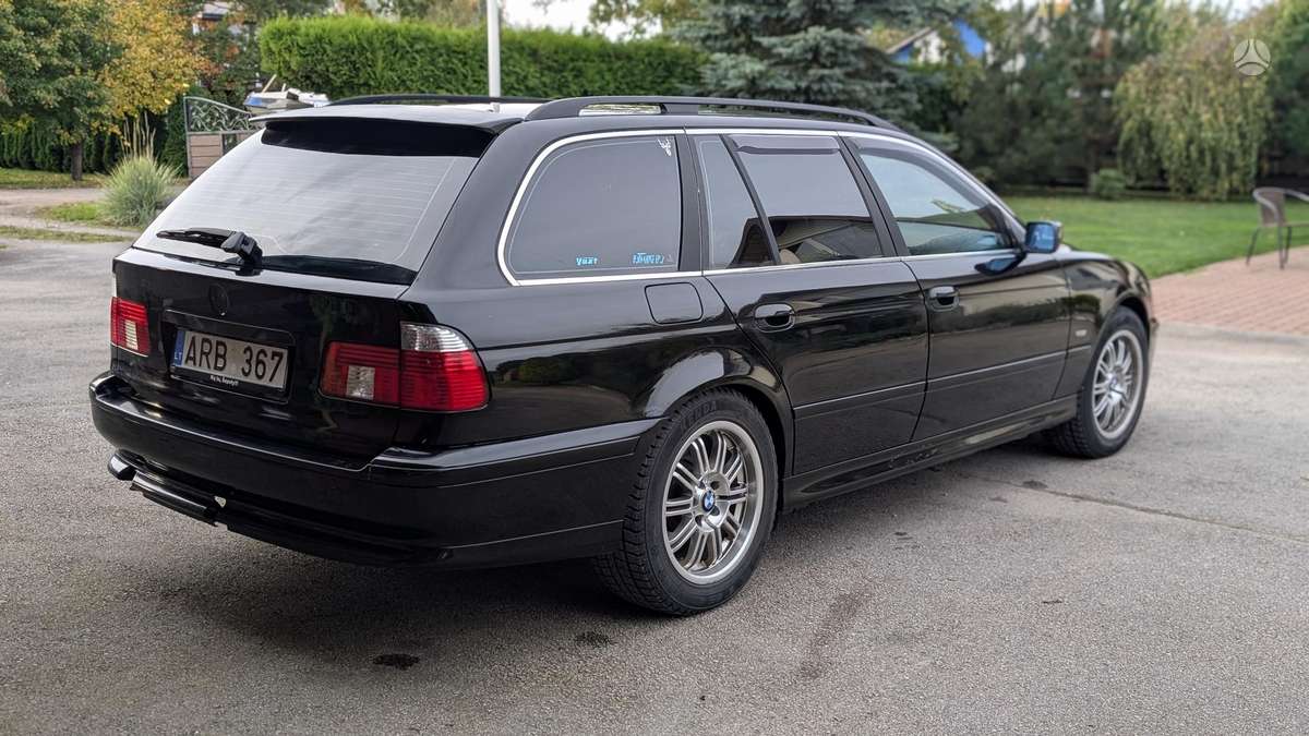 BMW 525, 2.5 l., Универсал