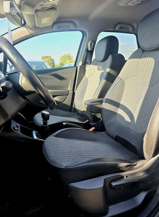 Renault Captur, 1.3 l., off-road / crossover