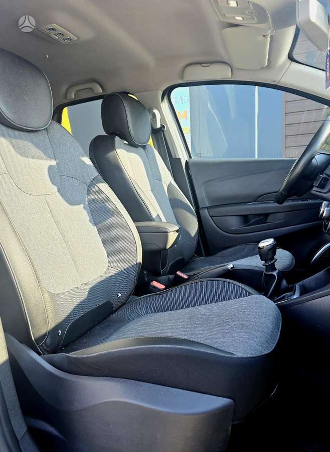 Renault Captur, 1.3 l., off-road / crossover