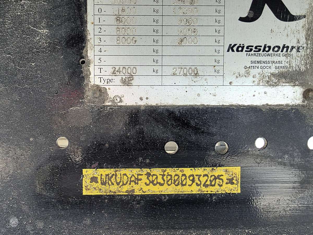 Kässbohrer Maxima XS MEGA, užuolaidinės / tentinės