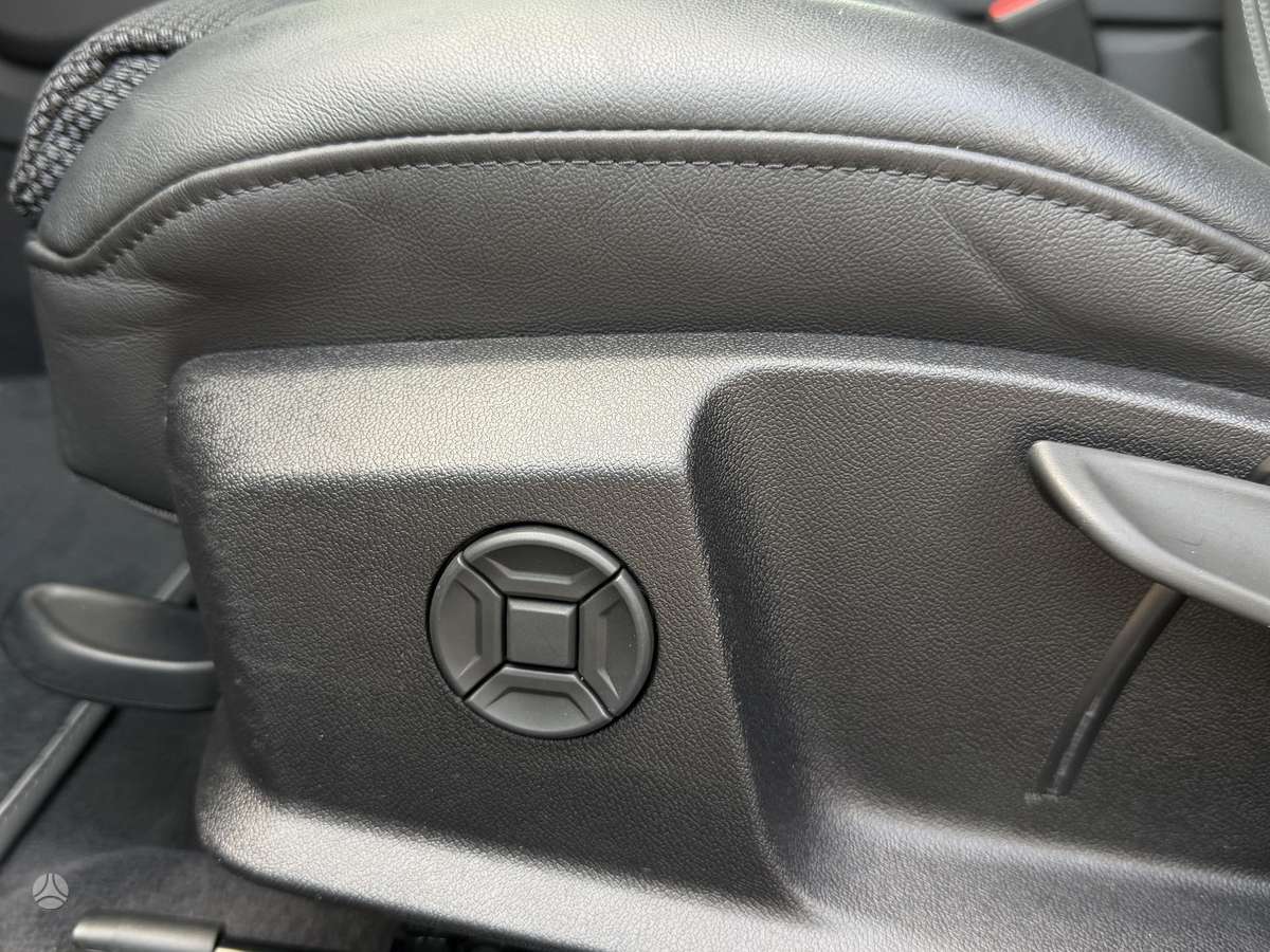 Audi A6, 2.0 l., universalas
