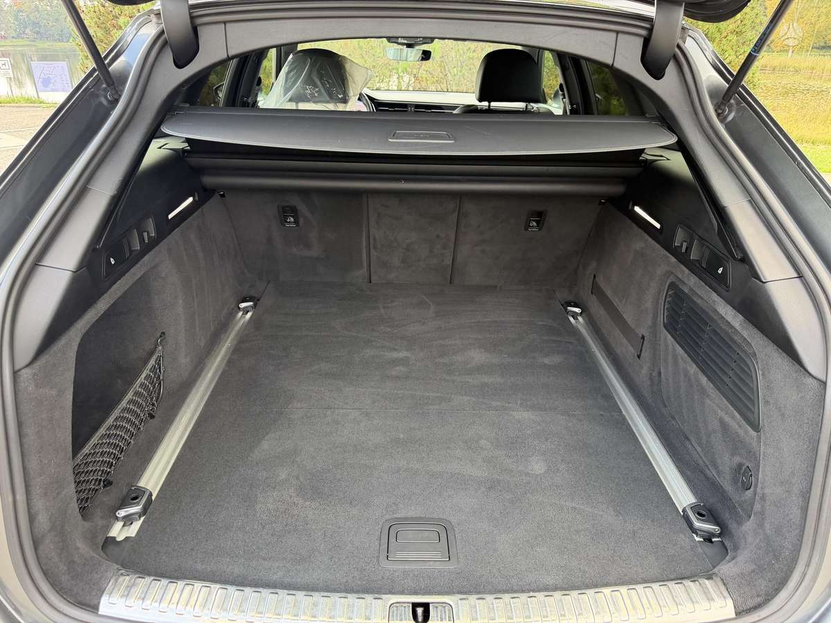 Audi A6, 2.0 l., universalas