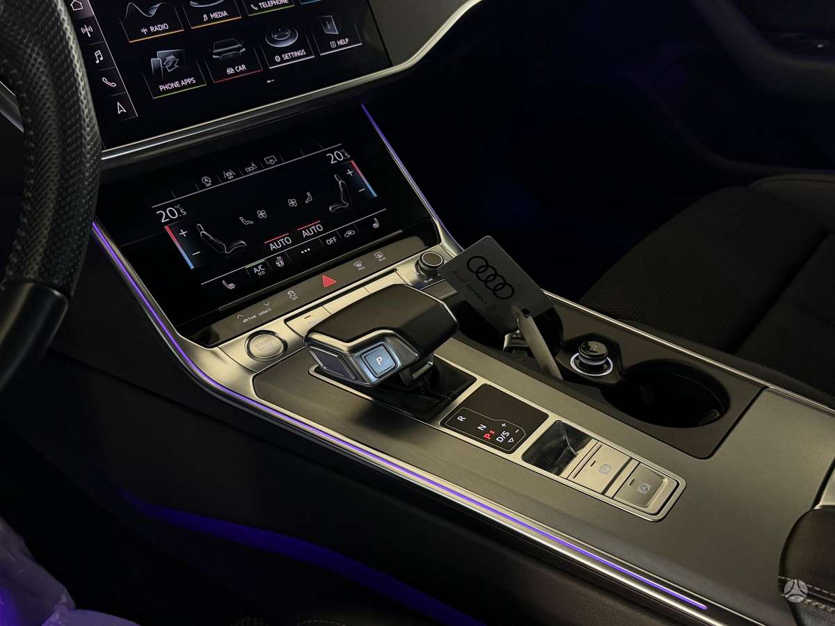 Audi A6, 2.0 l., universalas