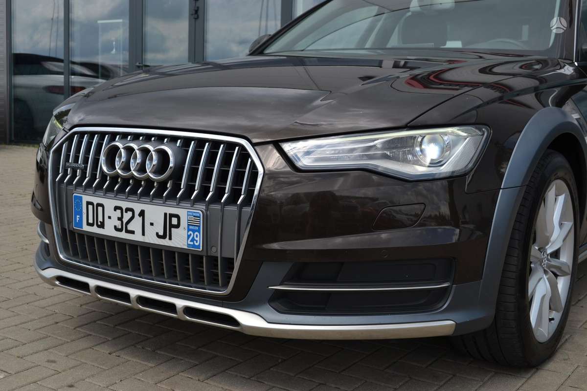 Audi A6 allroad, 3.0 l., Универсал