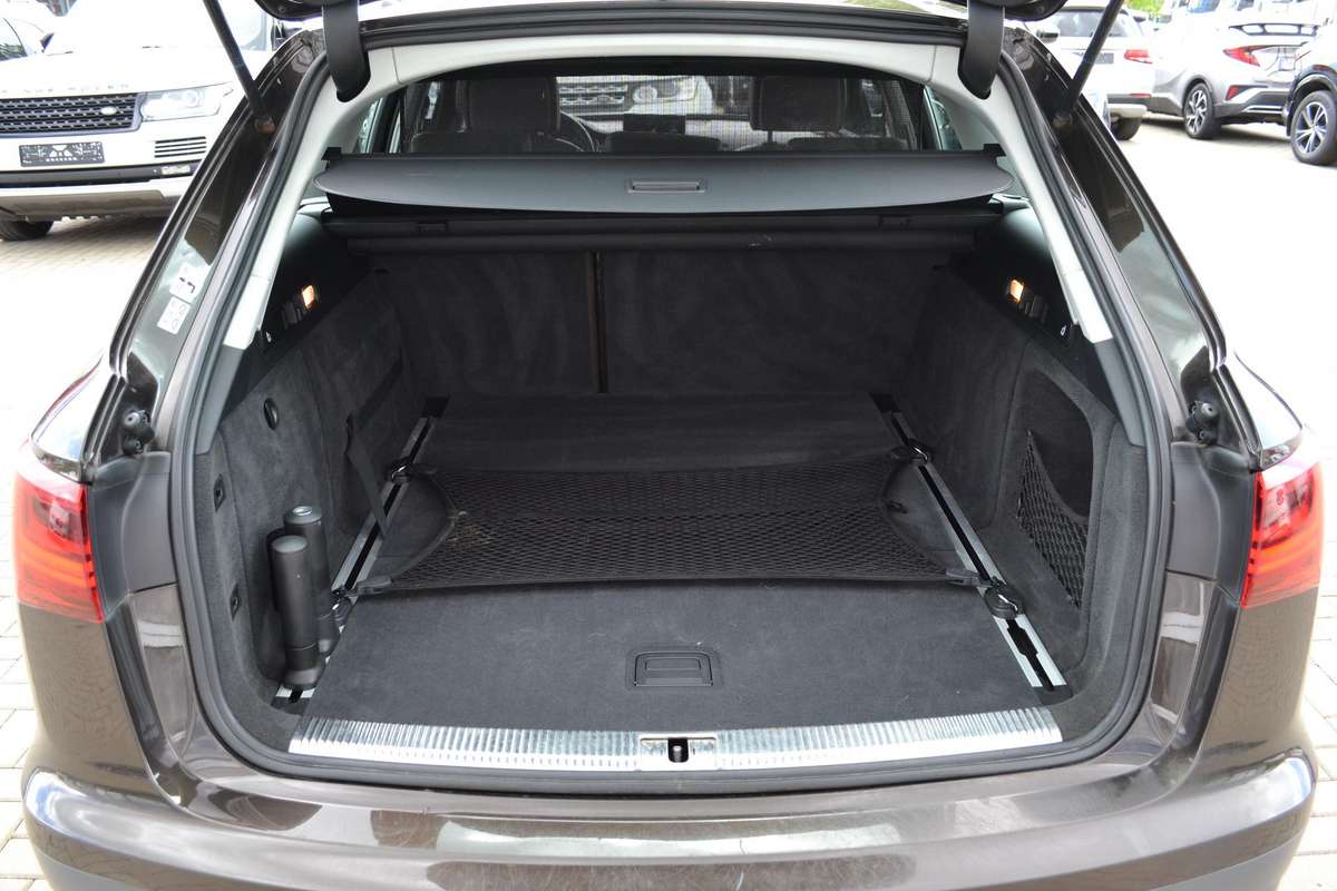 Audi A6 allroad, 3.0 l., Универсал