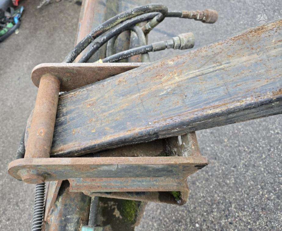 -Kita- 182 HIDRAULINIS KAUŠAS, buckets