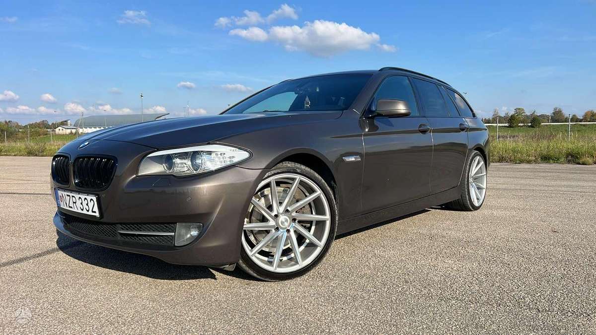 BMW 520, 2.0 l., Универсал