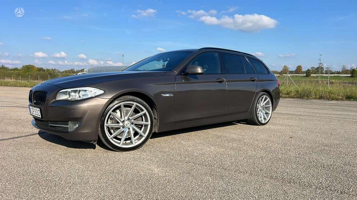BMW 520, 2.0 l., wagon